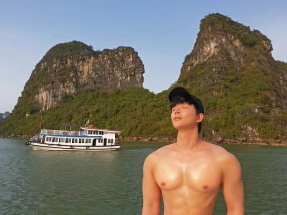 Nathan Lee, khoe body, bất động sản, du thuyền, vòng eo, siêu mẫu, sao Việt