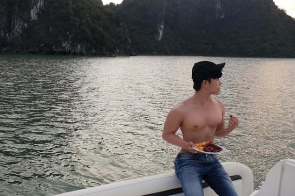 Nathan Lee, khoe body, bất động sản, du thuyền, vòng eo, siêu mẫu, sao Việt